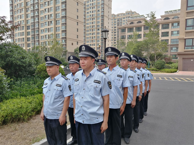 浩盾保安列隊(duì)